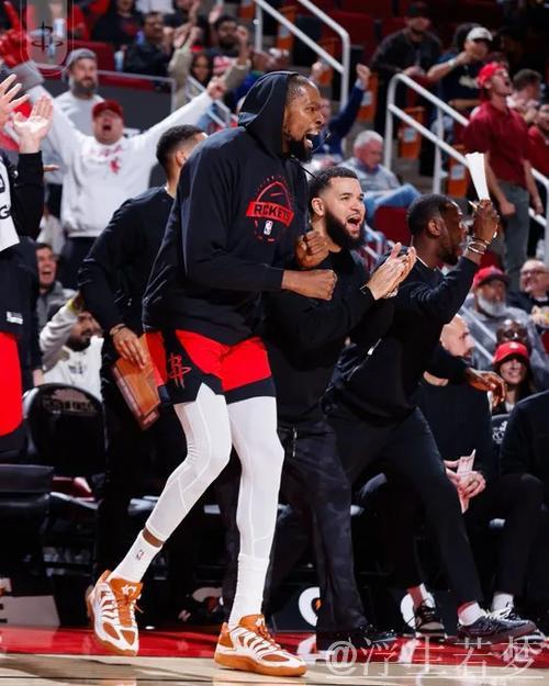 火箭惊险逆转：用“丑陋”的方式击退老将快船